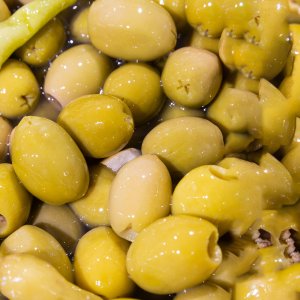 זיתי סנטה -סורי דפוק (5.9 ש"ח ל-100גר)